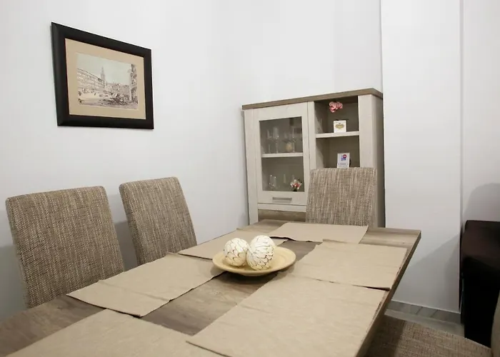 Santa Ana Donkey Apartment Seville
